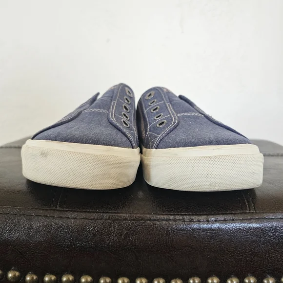 Taos Footwear Ez Soul Blue Denim White Stiching Slip-On Mules Sneakers Sz 9.5 - Picture 2 of 8